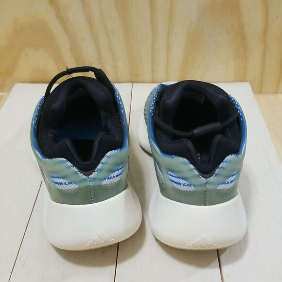 Adidas Yeezy Boost 700 V3 Azareth G54850 Men's Sz 7,Wmn's Sz 9 - Picture 4 of 8